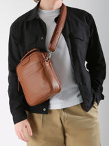 Sac Bandoulire Flandres Cuir Etrier Marron flandres EFLA732M-vue-porte